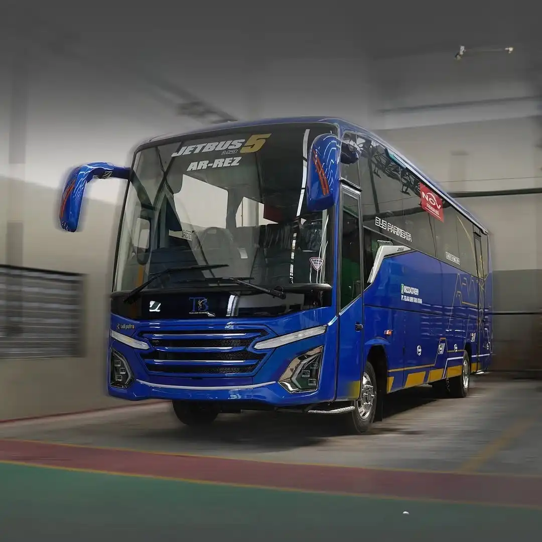 sewa bus medium murah