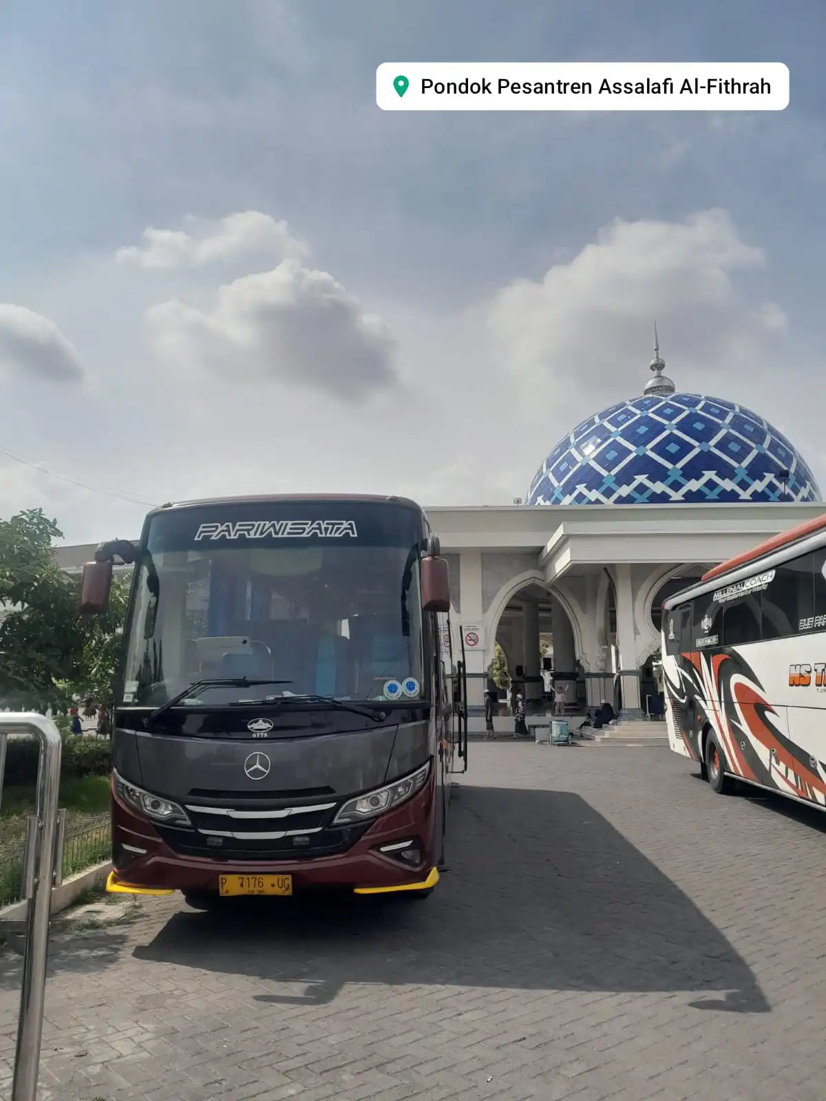 sewa bus mini isi 35 sidoarjo